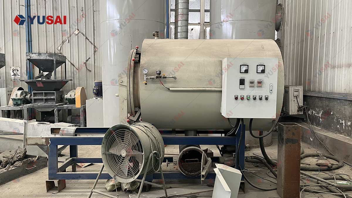 Solar panel recycling plant smelting furnace